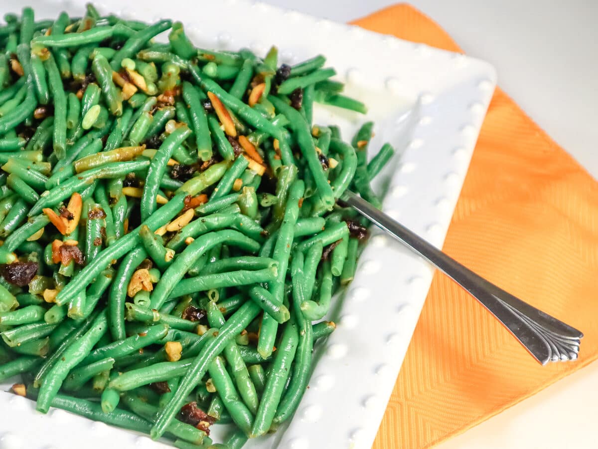 Low Sodium Sautéed Green Beans with Cranberries & Almonds
