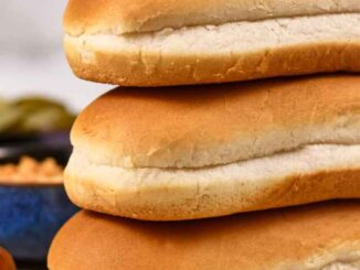picture of hot dog buns stacked on top of each other